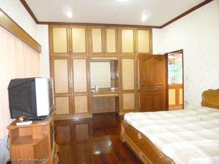 ม.ไดม่อนเฮ้าส์ บ้านเดี่ยว 150 ตรว.ราคาถูก 9,500,000 อ.เมืองชลบุรี จ.ชลบุรี ใกล้แยกเฉลิมไทย 2 กม. ใกล้ศูนย์ราชการชลบุรี ม.อยู่ตรงข้ามกองพันทหาร22 ซ.ศุขประยูร 3 ถ.สุขุ